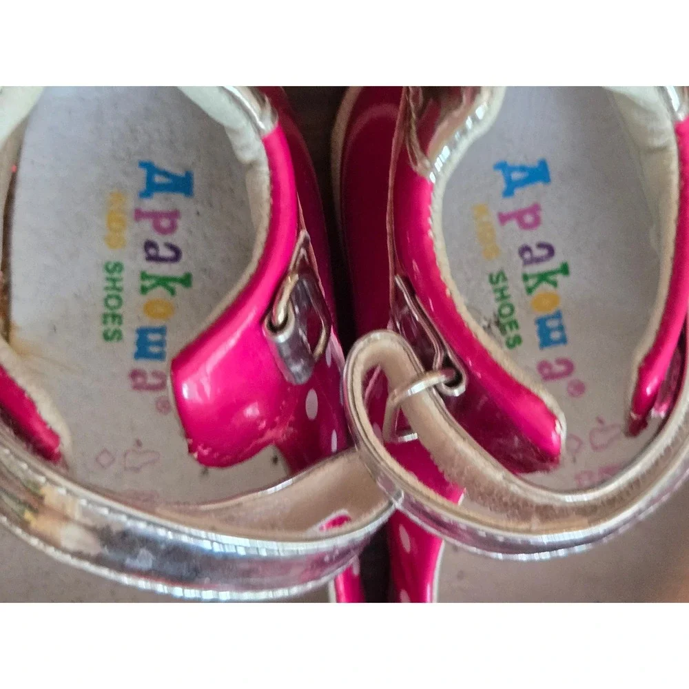 Apakowa Girls Pink Polka Dot Mary Jane Shoes Bow Accent Silver Strap Size 24